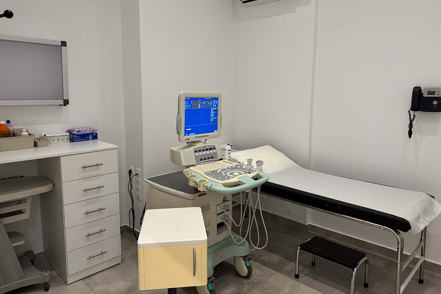 Ακτινοδιαγνωστικό Κέντρο Παιανίας - Γ. Λεβαντής